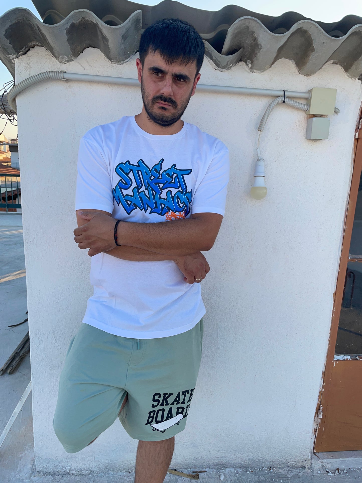 T-shirt street graffiti style