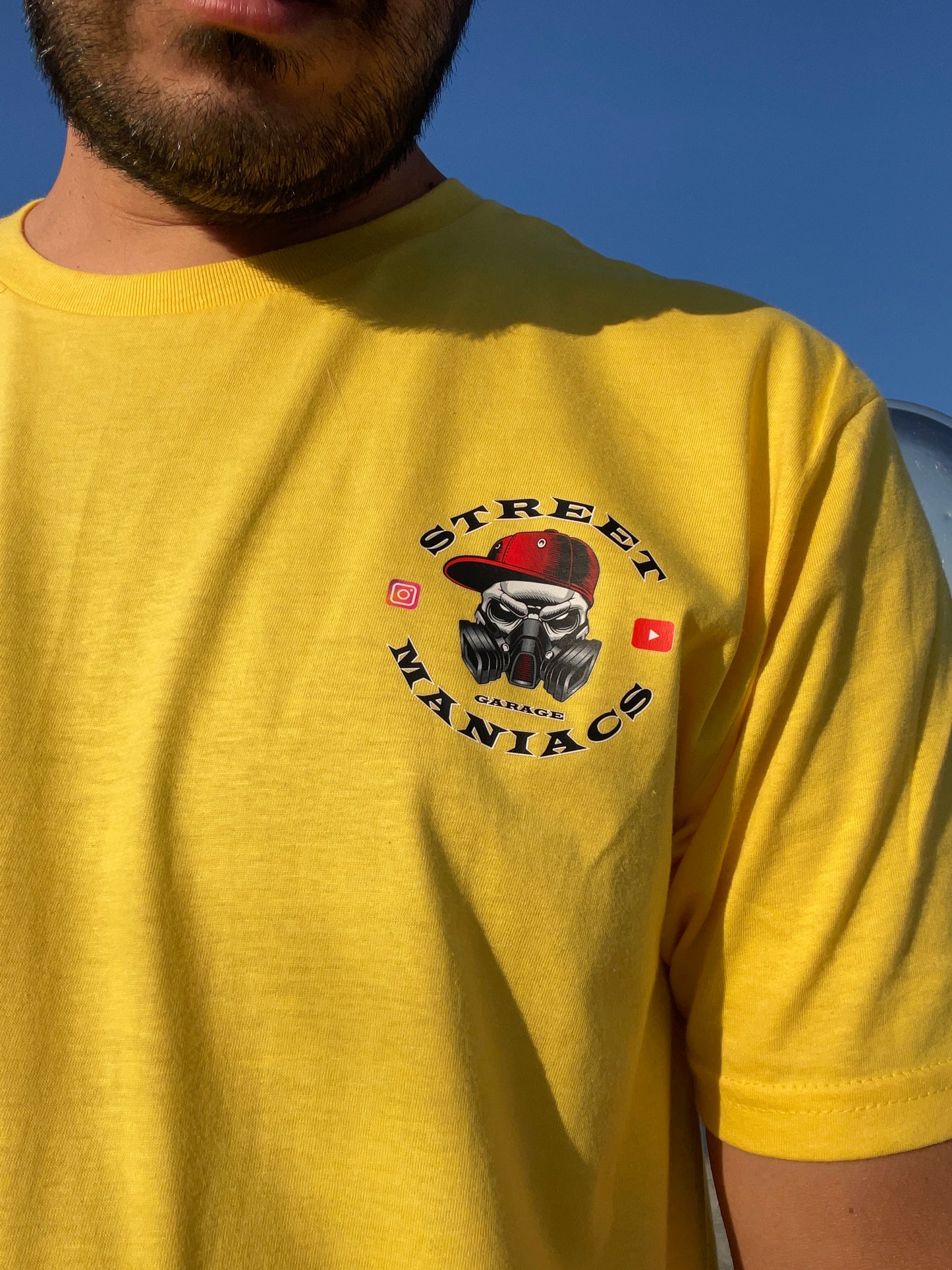 T-shirt smoke tires