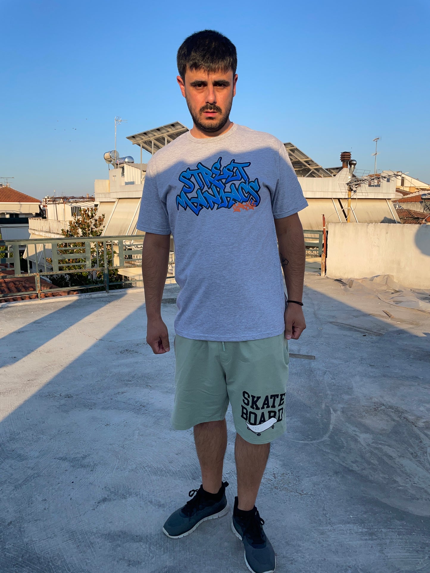 T-shirt street graffiti style